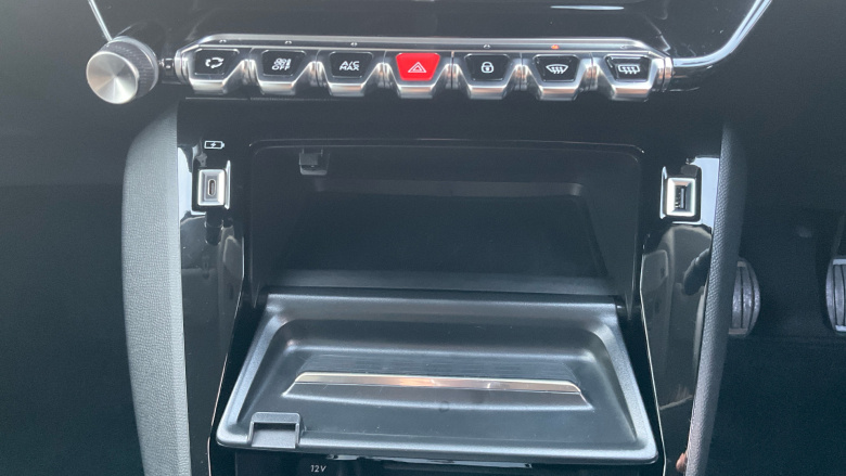 Peugeot 208 1.2 PureTech 100 Allure Premium + 5dr Petrol Hatchback